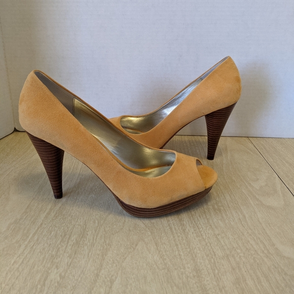 Style&Co Camel Suede Peeptoe Woodblock Heels size 8.5 - Picture 2 of 8